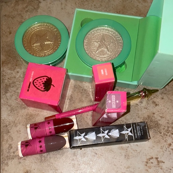 Jeffree Star Bundle willing to separate - Picture 2 of 3